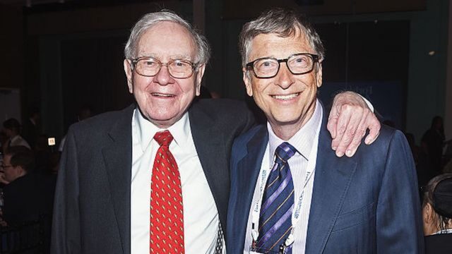 Warren Buffett: cómo funciona "la filosofía al revés" del multimillonario, según Bill Gates - BBC News Mundo