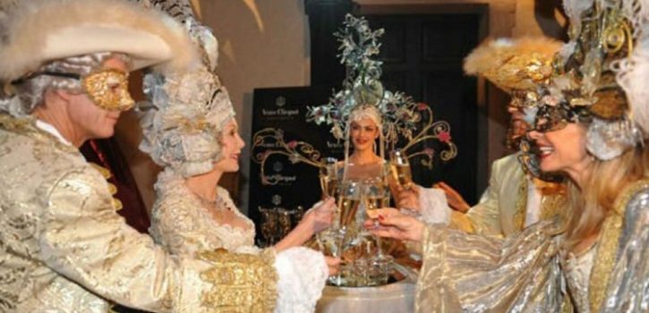 1349361002invitatie-la-bal-1000x600-725x350-1