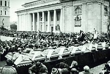 220px-burial_ceremony_of_january_13_events_victims_in_vilnius_2