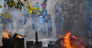 Revoluție în Venezuela, Washingtonul pune paie pe foc