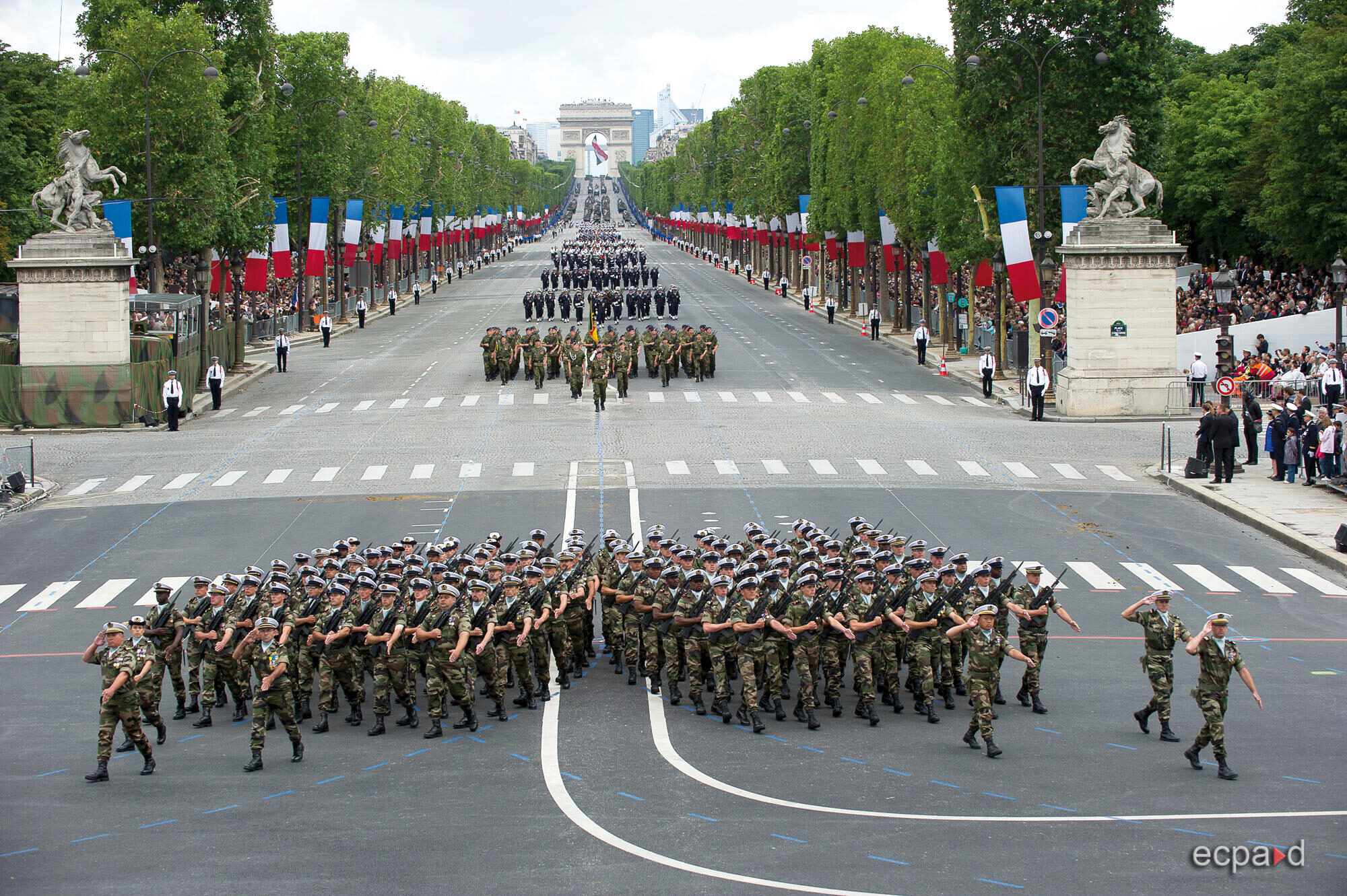 defile-du-14-juillet-2012-2