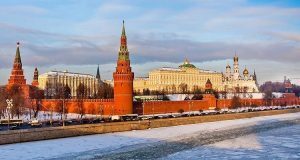 Trei diplomați moldoveni vor fi expulzați din Rusia