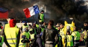 Guvernul de la Paris declară război ’vestelor galbene’