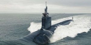 Iranul lansează un nou submarin care poate lansa rachete de croazieră, reafirmându-şi astfel voinţa de autonomie în domeniul Apărării