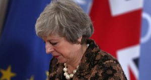 Membrii Partidului condus Theresa May se opun acordului privind Brexitul