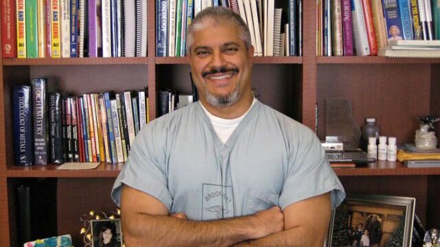 Ο Dr. Rashid A. Buttar καταγγέλλει τους Bill Gates, Anthony Fauci και Παγκόσμιο Οργανισμό Υγείας για ψευδείς αριθμούς και πληροφόρηση για τον Covid-19! - Rib and Sea
